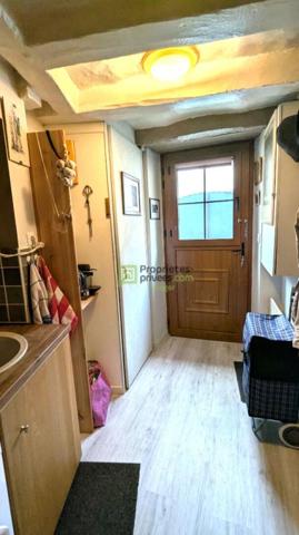 Maison de bourg. Viager occupé. BOURGUEIL