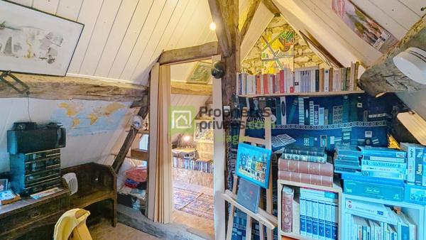 Maison de bourg. Viager occupé. BOURGUEIL