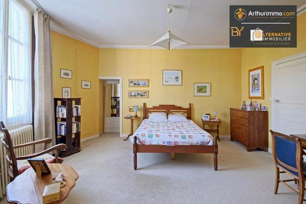 Vente Propriété 12 pièces 292 m2 à Cholet