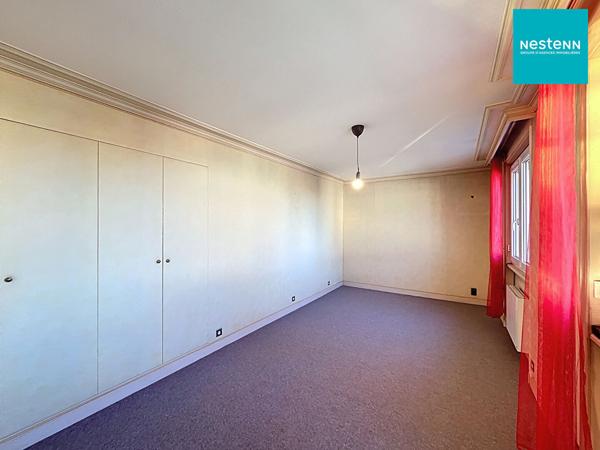 Maison familiale - Montbrison 7 pièce(s) 165 m² - 5 chambres - terrain clos de 1041 m²