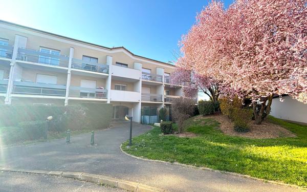 Appartement à vendre    3 pièces •  Saint-Germain-lès-Corbeil