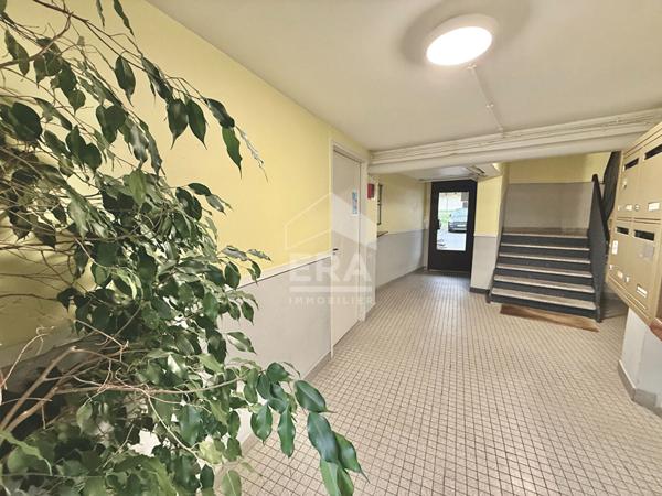 Appartement Saint Jean De La Ruelle 3  ou 4 pièce(s), surface 68m².