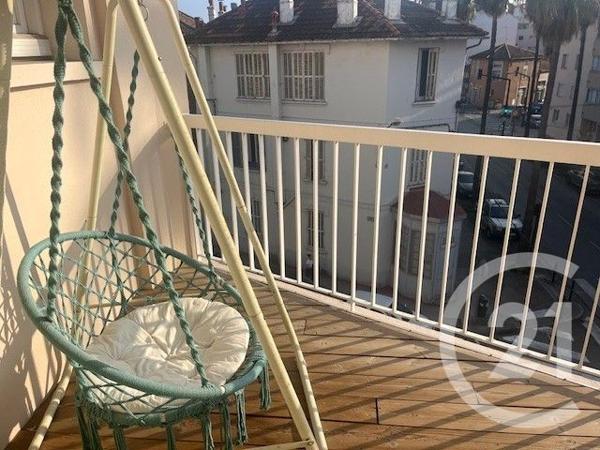 Appartement F5 à vendre  5 pièces - 106,70 m2 HYERES - 83