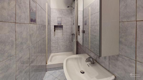 2 pièces QUAI DE VALMY