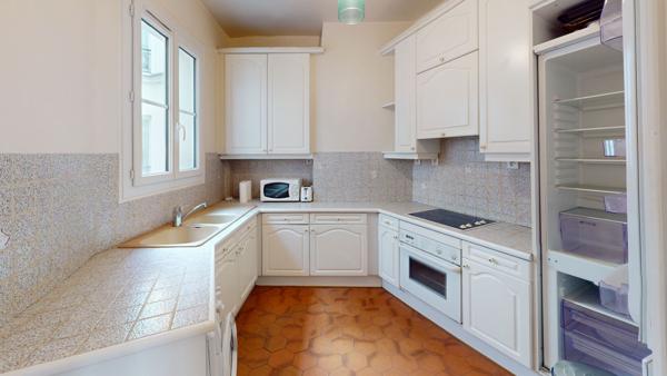 2 pièces QUAI DE VALMY