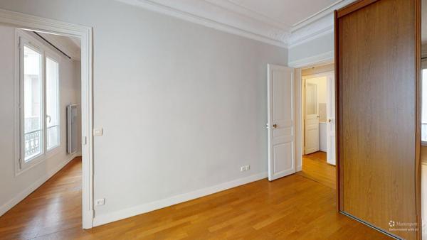 2 pièces QUAI DE VALMY