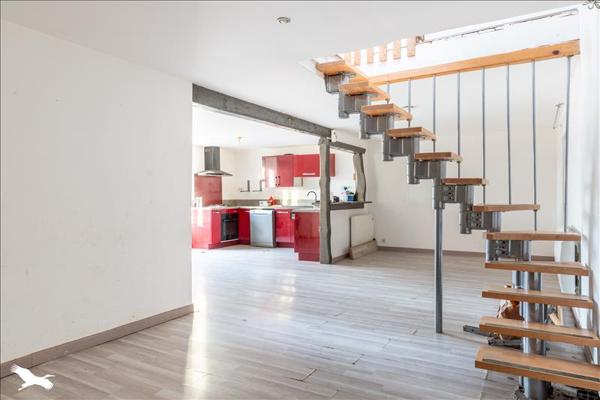 Maison à vendre |  Saint-Hilaire-les-Places |  6 pièces | 167 m²