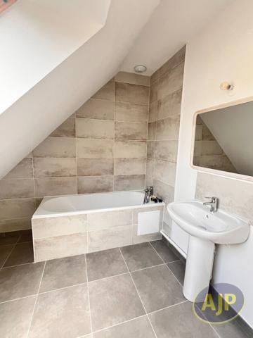 Location maison Guehenno : 960 € - AJP Immobilier Plumelec