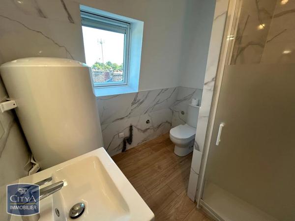 Appartement à louer 2 pièces 46.3m² Saint-Quentin (02100)