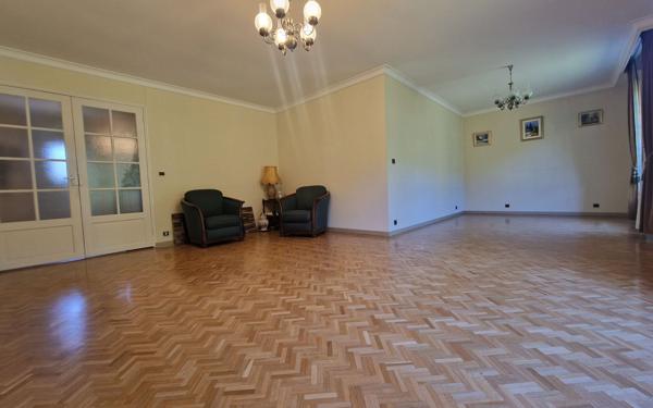 Maison à vendre    5 pièces • 101,19 m2 Vaires-sur-Marne