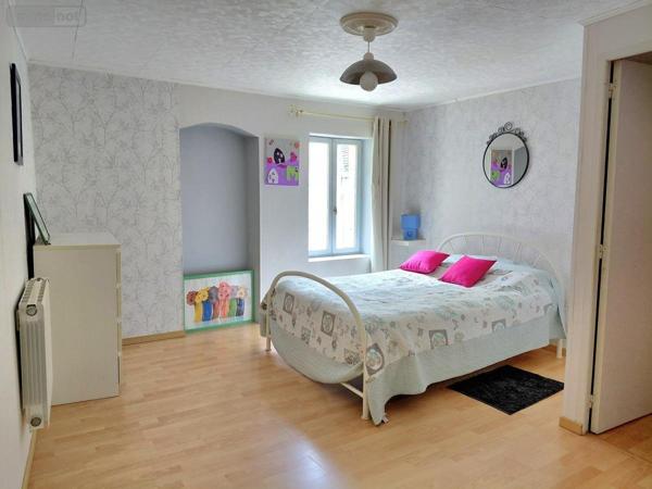 Maison à vendre à Igé dans l'Orne (61130), ref : 61068-30