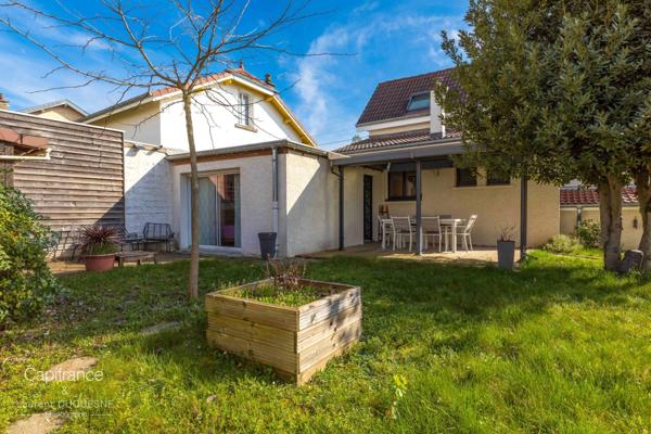 DIJON QUARTIER FACS TRES BELLE MAISON DES ANNEES 30