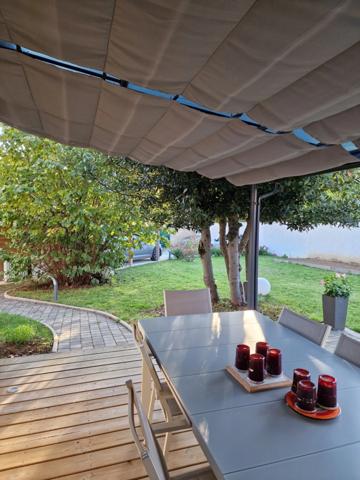 DIJON QUARTIER FACS TRES BELLE MAISON DES ANNEES 30