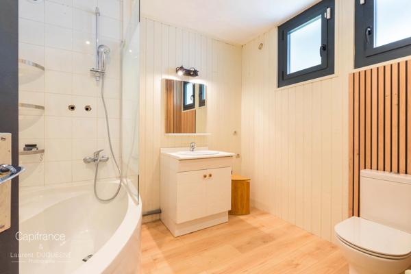 DIJON QUARTIER FACS TRES BELLE MAISON DES ANNEES 30