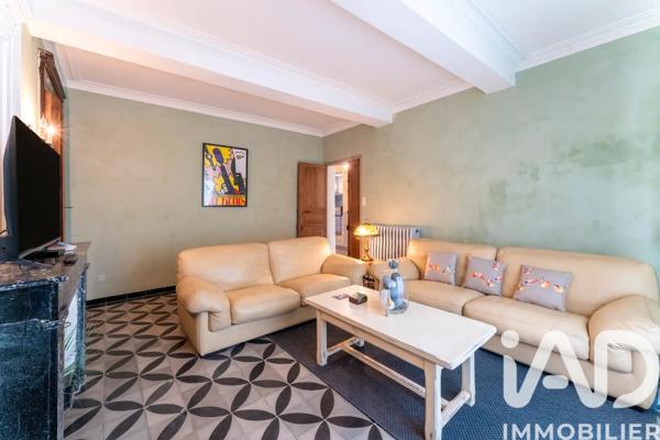 Maison à vendre 7 pièces 217 m² Manduel