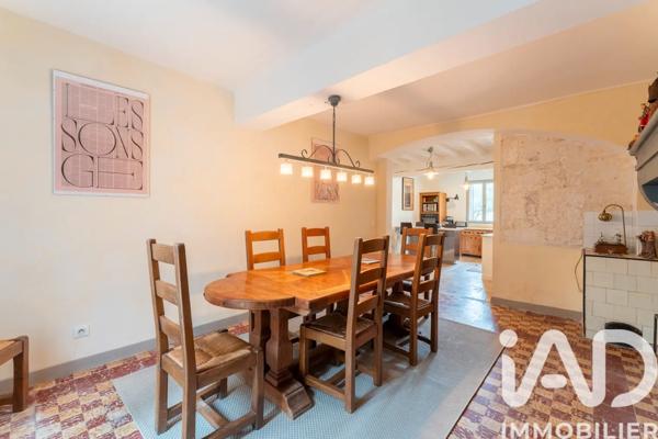 Maison à vendre 7 pièces 217 m² Manduel