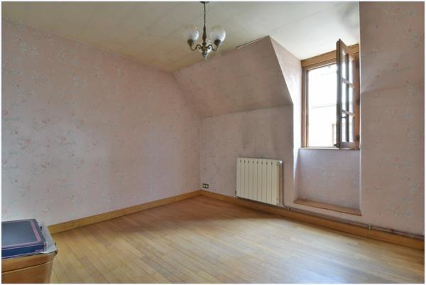 Maison à vendre 4 pièces USSEL (19)