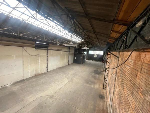 Vente Local commercial 1 pièces 235 m2 à Bordeaux