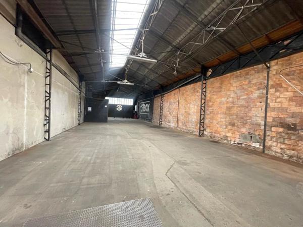 Vente Local commercial 1 pièces 235 m2 à Bordeaux