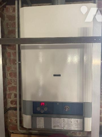 
EN EXCLUSIVITE A VENDRE à BAILLEUL dans le NORD (59) : MAISON BEL ETAGE AVEC GARAGE, STATIONN...