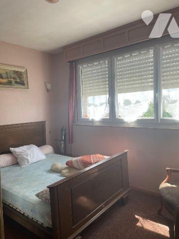 
EN EXCLUSIVITE A VENDRE à BAILLEUL dans le NORD (59) : MAISON BEL ETAGE AVEC GARAGE, STATIONN...