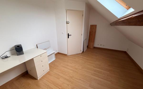 Maison à louer    4 pièces •  Sin-le-Noble