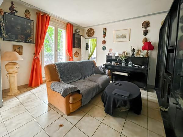 Boulevard Ornano, Paris 18e ? 3 chambres + bureau + balcon