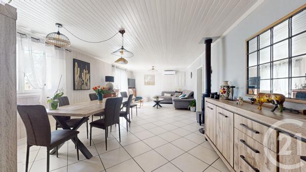 Maison à vendre  8 pièces - 191,46 m 2   ST PIERRE D IRUBE  - 64