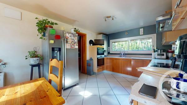 Maison à vendre  8 pièces - 191,46 m 2   ST PIERRE D IRUBE  - 64