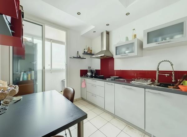 Appartement
         4 pièces
        - 69 m² Exclusivité 102 000 € *