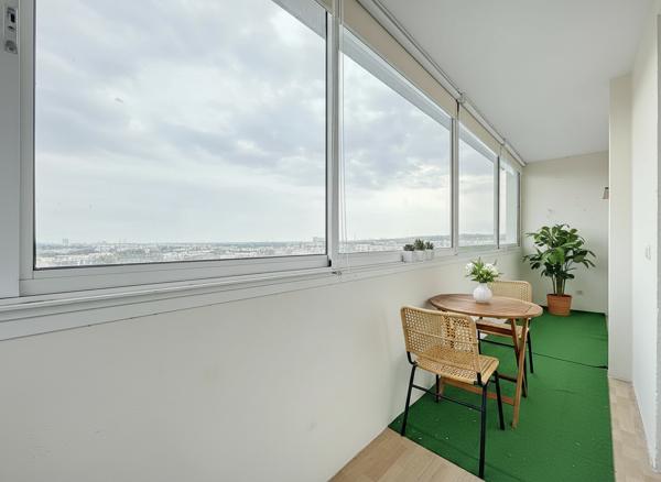 Appartement
         4 pièces
        - 69 m² Exclusivité 102 000 € *