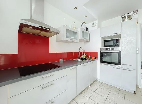 Appartement
         4 pièces
        - 69 m² Exclusivité 102 000 € *