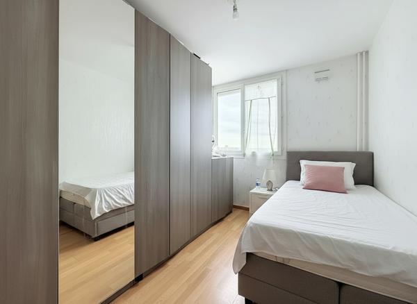 Appartement
         4 pièces
        - 69 m² Exclusivité 102 000 € *