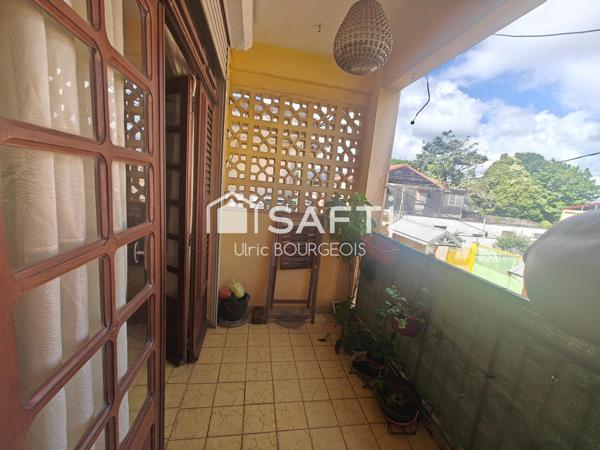 IMMEUBLE DE RAPPORT - Ideal investisseurs - Composition de l’ensemble immobilier : 4 lots – Garages + Habitation + Commerce