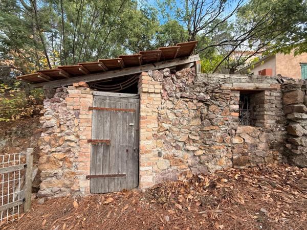 Maison à vendre 3 pièces 72m2 terrain environ 5 Ha ½