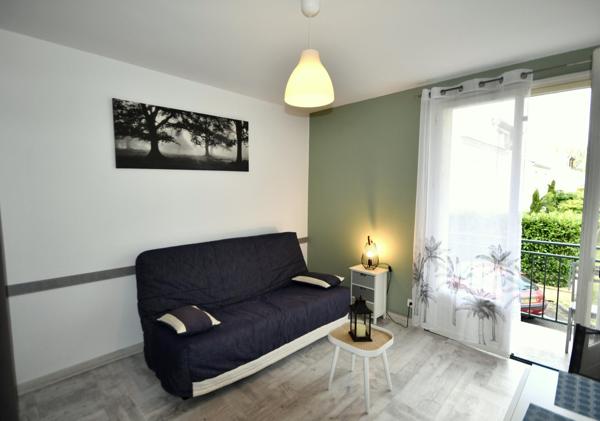 Studio meublé avec balcon - Parking - investissement clé en main