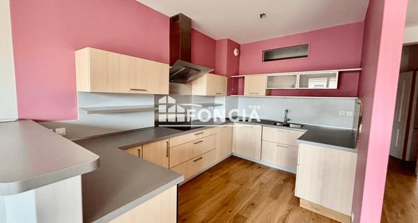 À vendre Appartement 3 pièces 93 m² - Niort 79000