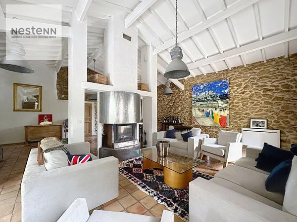 Mas Miramas 4 pièces avec t2 indépendant et vaste terrain sans vis à vis