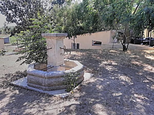 Mas Miramas 4 pièces avec t2 indépendant et vaste terrain sans vis à vis