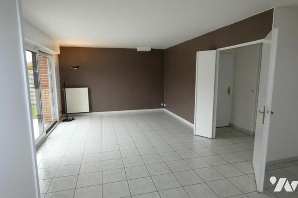 Comines , Quartier résidentiel belle villa individuelle 4 chambres, jardin et garage