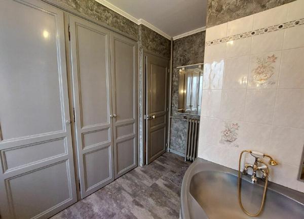 Maison à vendre    4 pièces •  Conches-en-Ouche