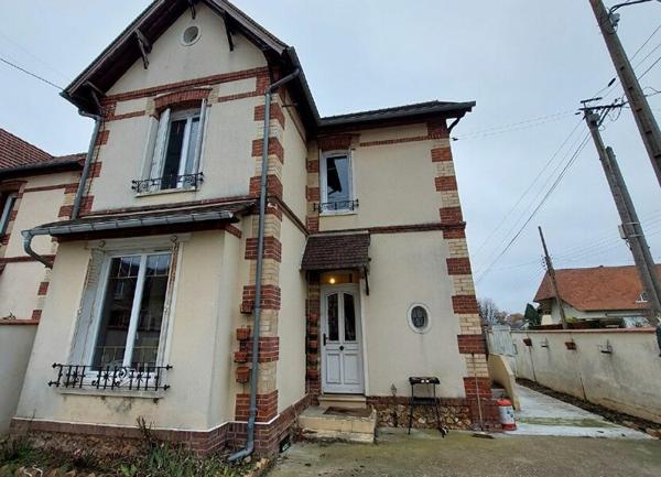 Maison à vendre    4 pièces •  Conches-en-Ouche