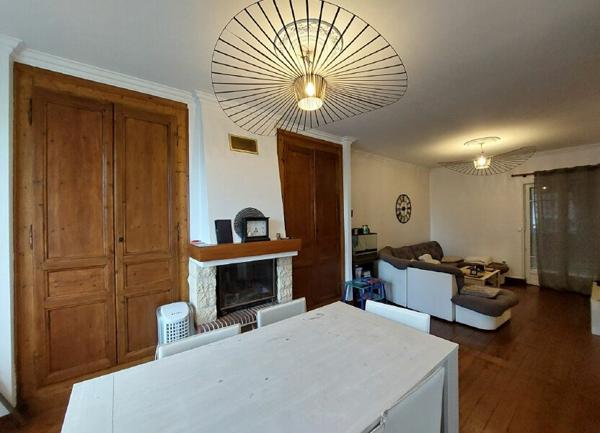 Maison à vendre    4 pièces •  Conches-en-Ouche