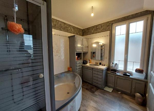 Maison à vendre    4 pièces •  Conches-en-Ouche