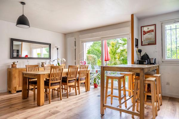 Grand appartement à Villeneuve d'Ascq 9 pièces avec jardin et 2 garages