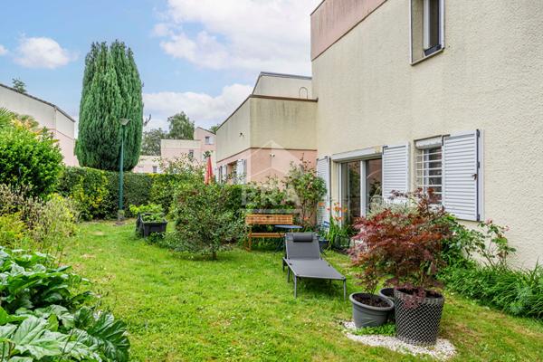 Grand appartement à Villeneuve d'Ascq 9 pièces avec jardin et 2 garages