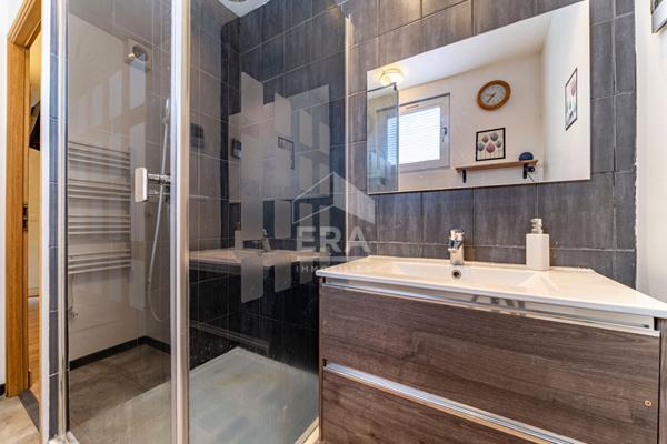 Grand appartement à Villeneuve d'Ascq 9 pièces avec jardin et 2 garages