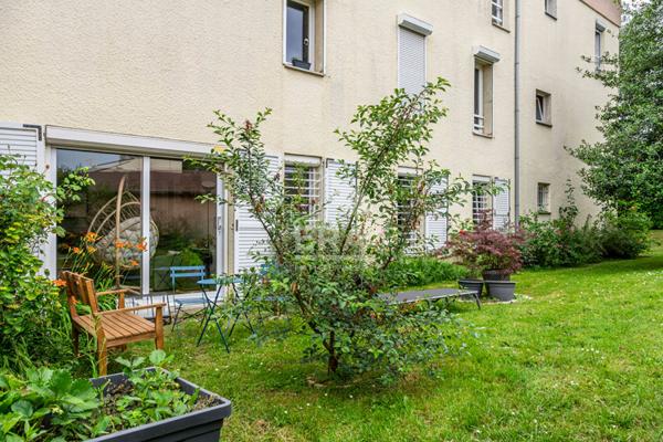 Grand appartement à Villeneuve d'Ascq 9 pièces avec jardin et 2 garages