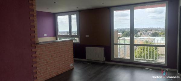 Appartement T4 à Fougères, loué. Vue panoramique