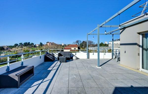 Appartement Marseille 13012 - 3 pièce(s) 57 m2 - dernier étage ,terrasse de 57m², double box en ss sol